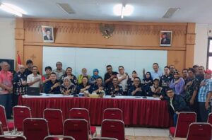 Rapat Koordinasi Penetapan Daftar Pemilih Sementara Hasil Perbaikan Tingkat Kelurahan Rawasari