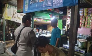 Aipda H. Adhy Patko 1042 Sambang Pedagang Berikan Imbauan Humanis Kamtibmas