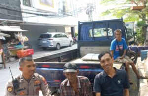 Aipda Zaenal Patroli Pemukiman dan Sambang Warga Cegah Tindak Kriminalitas