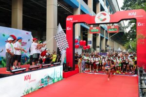 Meriahkan Rangkaian HUT Ke-16, KAI Commuter Gelar CommuterRun