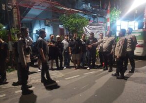 Patroli Cipta Kondisi Polsek Cempaka Putih Berikan Imbauan Kepada Remaja Yang Nongkrong