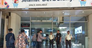 Deteksi Dini Gangguan Kamtibmas, Aipda Zaenal Sambang ke ITC Roxy