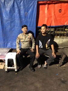 Polsek Johar Baru Bersama Tiga Pilar Gelar Patroli Cipta Kondisi Gabungan Mobile dan Strong Points