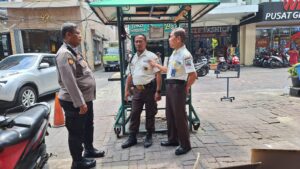 Paniy Sabhara Polsek Sawah Besar Melaksanakan Patroli Dan Sambang Wilayah.