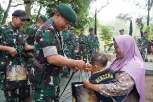 Pangdivif 2 Kostrad Pimpin Upacara Pengukuhan Warga Baru di Goa Antaboga, Pasuruan