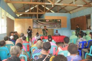 Menjadi Pelayan Masyarakat, Satgas Mobile Yonif 323 Kostrad Berikan Pelayanan Kesehatan Gratis