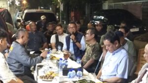 Ngopi Kamtibmas Polsek Metro Menteng di Rw 02 Jl. Surabaya Timur, Menteng.