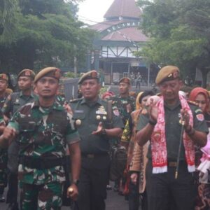 Yonarmed 10 Kostrad Terima Kunjungan Danpussenarmed
