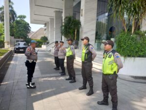 Kanit Provost Polsek Metro Menteng Pimpin Apel di Kantor DPP Partai Nasdem Menteng.