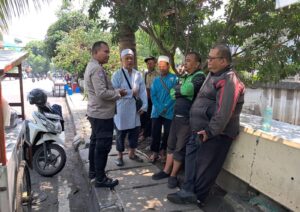 Bhabinkamtibmas Rawasari Patroli Wilayah Cegah Gangguan Kamtibmas