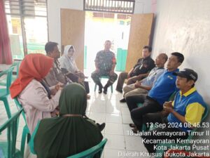 Bhabinkamtibmas Kelurahan Kemayoran Melaksanakan Kegiatan Sambang Dan Patroli Dialogis