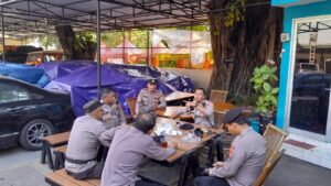 Kanit Samapta Melaksanakan Anev bersama Anggota Patroli Menteng