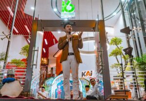 Jelang HUT ke-16, KAI Commuter Hadirkan Ust. Dennis Liem Untuk Doa Bersama Bagi Keselamatan dan Kelancaran Operasional