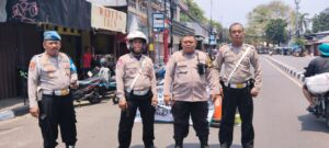Aipda Ginanjar Patroli Dialogis Dan Penutupan Jalan Persiapan Maulid Nabi Muhammad SAW