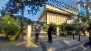 Antisipasi Kejahatan Jalanan Wilayah Menteng Berikan Imbauan Kamtibmas Petugas Keamanan