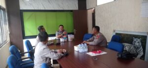 Tingkatkan Sinergitas Jelang Pilkada Kapolsek Cempaka Putih Kunjungi Lapas Kelas II A Salemba