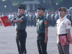 Kapuspen TNI Ingatkan Netralitas Dan Etika Sosial Media, Saat Pimpin Upacara Bendera 17 September 2024