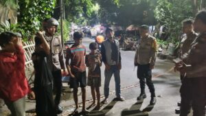 Patroli Cipta Kondisi Polsek Johar Baru Antisipasi Gangguan Kamtibmas dan Bubarkan Anak-anak Yang Kumpul-kumpul
