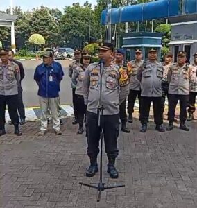 Kapolsek Sawah Besar Pimpin Apel Giat Unras Di Kementerian Keuangan RI, Jl. Dr. Wahidin Raya Pasar baru Sawah Besar Jakarta Pusat