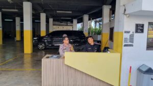 Bhabinkamtibmas Karet Tengsin Kunjungan Dan Berikan Imbauan Kepada Petugas Keamanan Kantor Bima Sakti