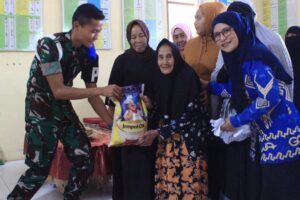 Denpom Divif 3 Kostrad Gelar Donor Darah dan Bakti Sosial Sambut HUT Ke-79 TNI
