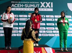 Putri Peltu Sumarna, Peraih Medali Emas Di Pekan Olahraga Nasional (PON) XXI Aceh Sumatra Utara.