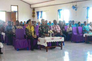 Salurkan Dukungan Sarana Ibadah dari Kasad, Satgas Yonif 503 Mayangkara Ibadah Minggu Bersama Warga Kenyam