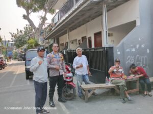 Sambang Dialogis Interaksi dan Komunikasi Sosial Bhabinkamtibmas Kelurahan Kampung Rawa Dengan Warga RW 04