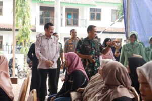 Perkuat Persaudaraan, Kapolres Metro Bekasi Hadiri Bakti Sosial dalam Rangka HUT TNI ke-79 dan Dexa ke-55