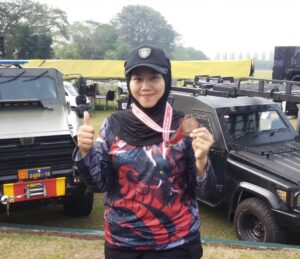 Srikandi Menarmed 2 Kostrad Raih Juara Menembak Panglima TNI