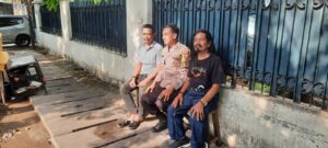 Bhabinkamtibmas Kebon Melati Patroli Dialogis Menjelang Pilkada Ke Tokoh Masyarakat