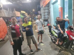 Patroli dan Sambang Anggota Patroli Polsek Johar Baru untuk Jaga Kamtibmas Menjelang Pilkada Serentak 2024