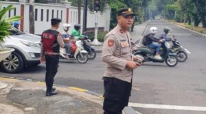 Kasubnit Patroli Menteng Gatur Lalin Pagi Antisipasi Padat Lalin