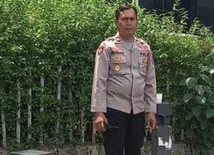 Kapolsubsektor Pegangsaan Memantau Sekitar Kantor LBH Menteng
