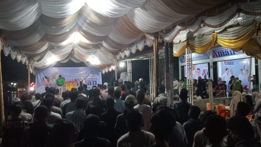 Meski di guyur hujan, tim pendukung Paslon AMAN membludak padati acara pertemuan