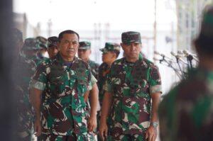 Pangkostrad Bersama Kasad dampingi Panglima TNI Tinjau Kesiapan Puncak Peringatan HUT Ke-79 TNI di Monas