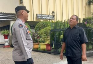 Kasubsi Publikasi Melaksanakan Pemantauan Ibadah Mingguan Gereja Kesatuan Kristus Menteng