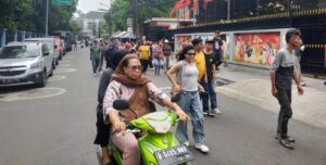 Antisipasi Titik Kumpul Massa Aksi Samping SMP N 8 Jakarta