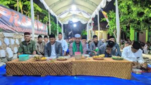Polsek Sedong Menghadiri Peringatan Maulid Nabi Muhammad SAW di Desa Panambangan.  