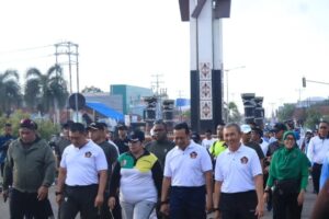 Yonif 755 Kostrad Meriahkan HUT TNI ke-79 Dengan Olahraga Bersama di Bumi Animha