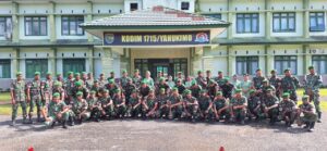 Dandim 1715/Yahukimo Selenggarakan Upacara Kenaikan Pangkat Anggota Kodim 1715/Yahukimo