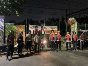 Polsek Johar Baru Gelar Patroli Cipta Kondisi Malam Hari Ajak Warga Ciptakan Sitkamtibmas Aman Dan Kondusif