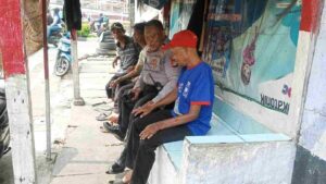 Patroli Dialogis Ke Pangkalan Ojek Panit Sabhara Sampaikan Imbauan Kamtibmas