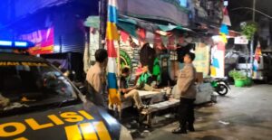Tingkatkan Sambang Jelang Pilkada DKI Jakarta, Panit Sabhara Polsek Sawah Besar Gelar Patroli Dialogis di Pemukiman