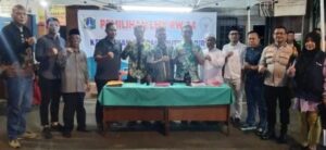 Bhabinkamtibmas Cempaka Putih Timur Hadiri Pemilihan Ketua LMK Rw 04