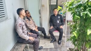 Kapolsubsektor Diponegoro Bersama Banit Binmas Kenari Sambang Dan Patroli Ke Sekolah PSKD Diponegoro, Berikan Imbauan Kamtibmas Kepada Security