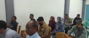 Bhabinkamtibmas Menteng Hadir Giat Sosialisasi Pelaksanaan Pemeliharaan Jembatan Penyebrangan Orang Wilayah Menteng