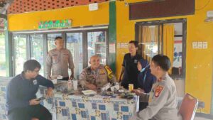 Cooling System Bhabinkamtibmas Kampung Bali Bersama Kasat Binmas Di RPTRA Hati Suci