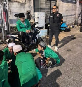 Patroli Malam Hari Panit 1 Binmas Berikan Imbauan Humanis Dan Bubarkan Anak-anak Remaja yang Nongkrong-nongkrong