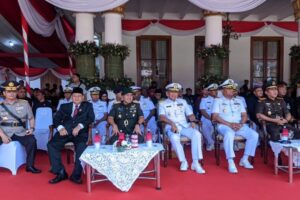 Kasdivif 2 Kostrad Turut Serta Dalam Upacara Peringatan Hari Jadi Ke-79 Provinsi Jawa Timur Tahun 2024